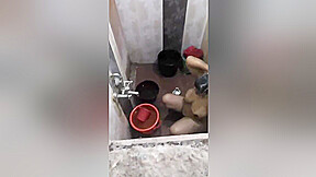 Desi Bhabhi Bathing Capture In